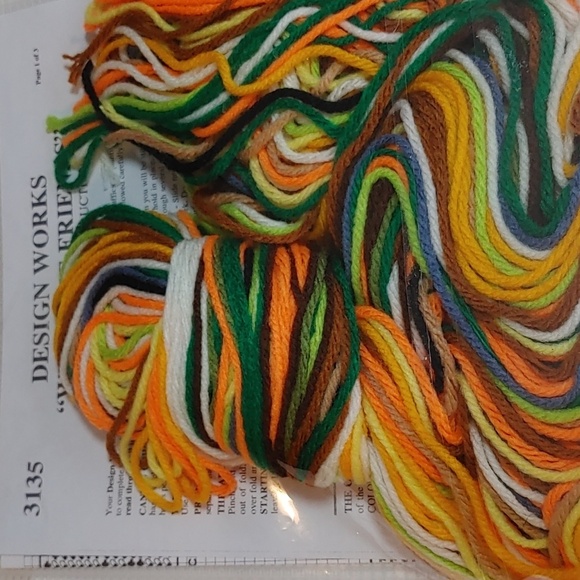 NEW Welcome Friends Wall decor kit - Picture 7 of 7